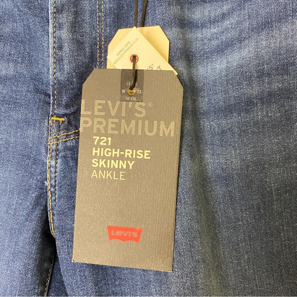 NWT Levi’s Premium 721 HIGH RISE ANKLE SKINNY JEANS - Picture 7 of 10